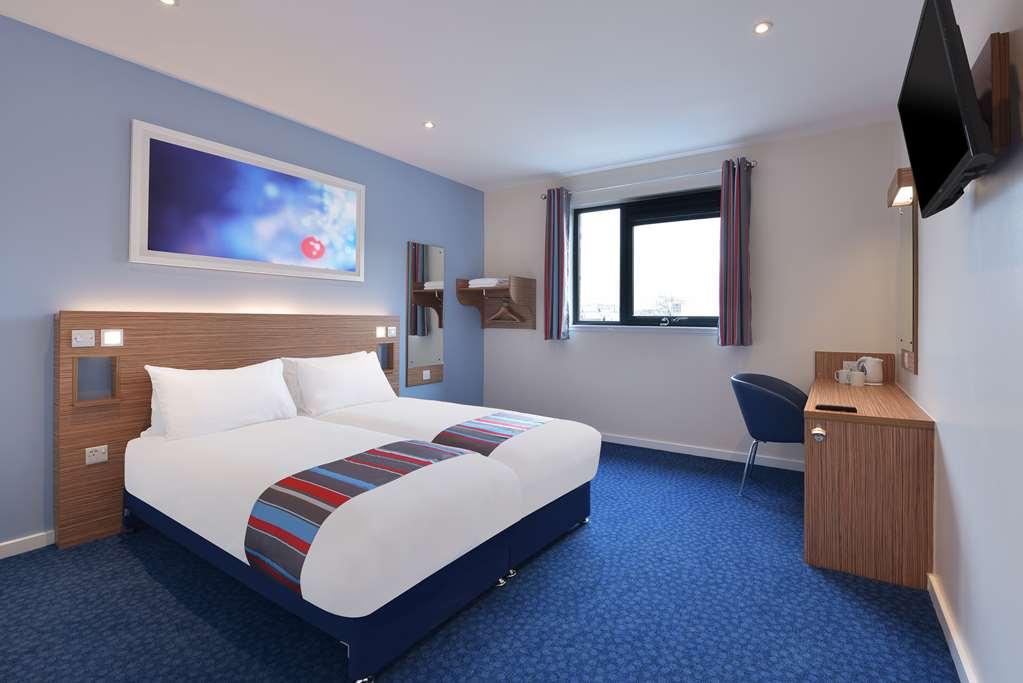 Travelodge Stafford Central Habitación foto